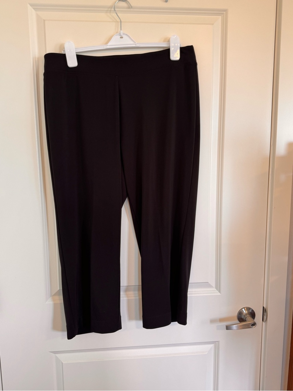 Talbots Black Cropped Straight-Leg Pull-On Pants